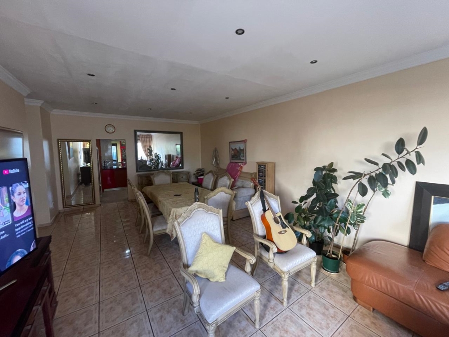 4 Bedroom Property for Sale in Doorn Free State